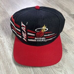 VTG Sports Specialties Miami Heat Scratch Snapback Hat NBA Black Wool Cap